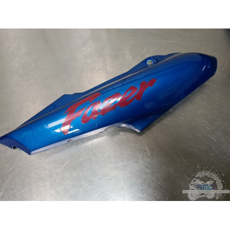 Coque arrière gauche Yamaha FZS 600 1998 à 2001 