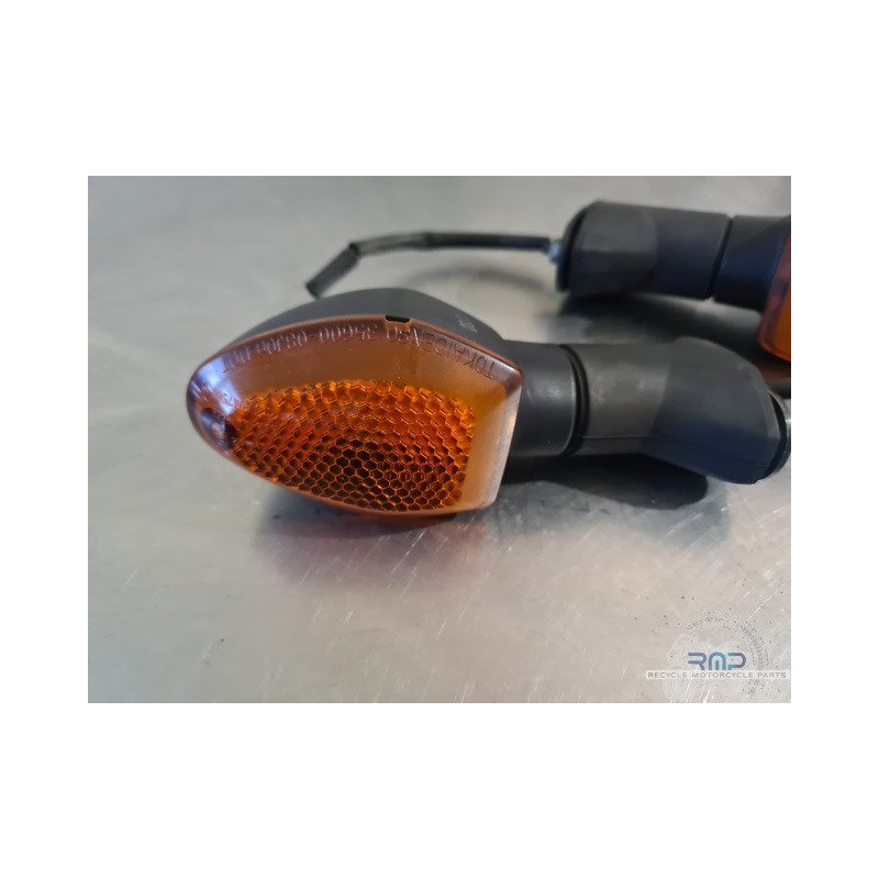 Pair of 750 GSR turn signals 2011 to 2015