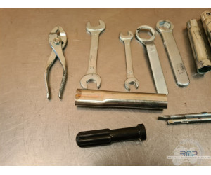 Trousse a outils Suzuki XL 650 Freewind 