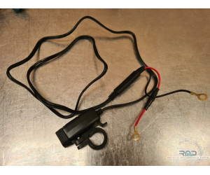 Chargeur USB Yamaha FZ6 N 2004 à 2006 