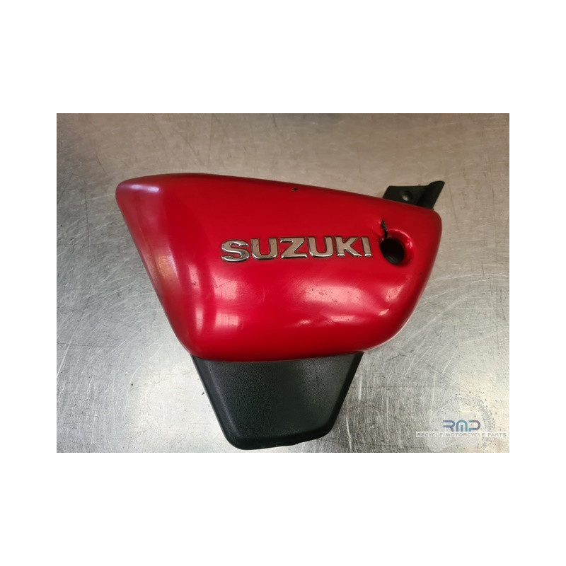 Cache plastique Suzuki GZ 125 Marauder 1998 à 2002 