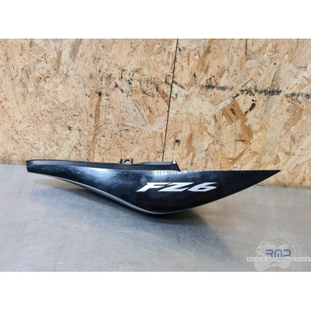 Coque arrière gauche Yamaha FZ6 N 2004 à 2006 