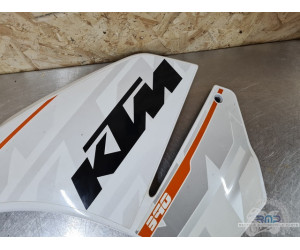 Flanc de carénage gauche KTM 390 RC 2014 à 2020 